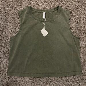 Wishlist Heathered Green Crop Tank - Size L